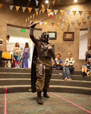 Atomicon-2024-costume contest knight.jpg
